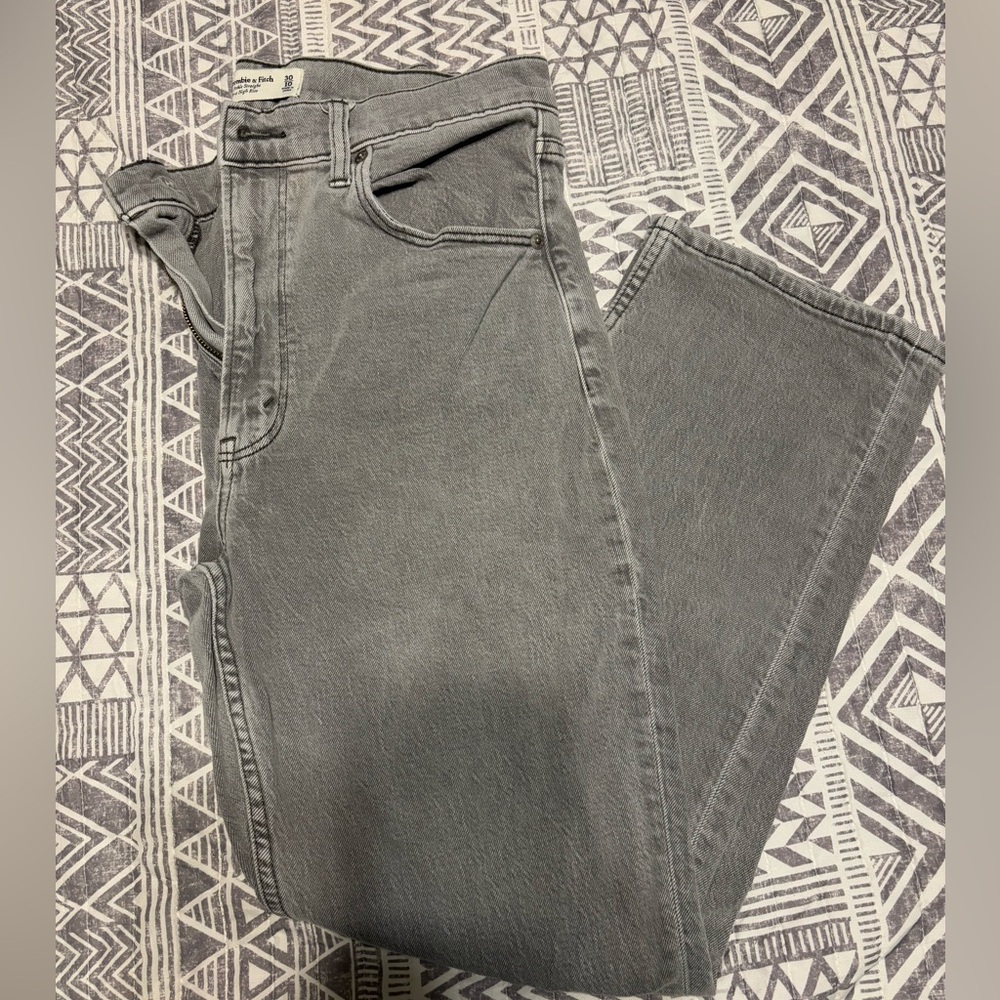 Abercrombie & Fitch High Rise Jeans